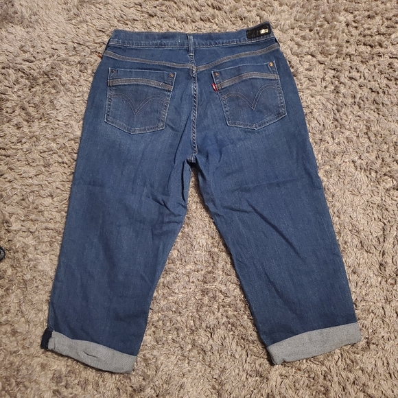 Levi's Womens Jean Capris - Picture 5 of 6
